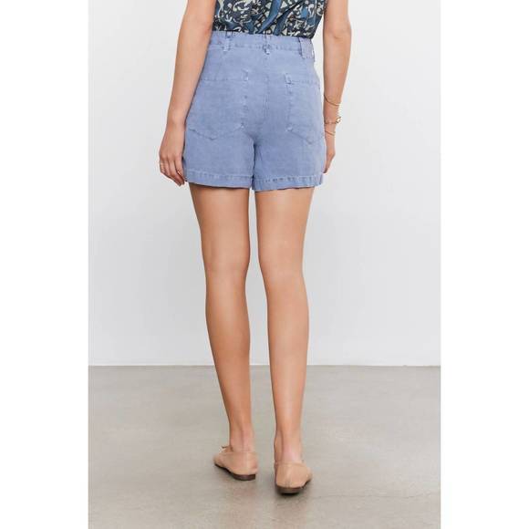 NEW VELVET BY GRAHAM & SPENCER fallon shorts in blue haze - Picture 3 of 3